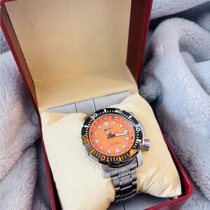 Seiko Scuba Diver's 200m Automatic Watch Cal. 7S35-00F0 Orange Dial